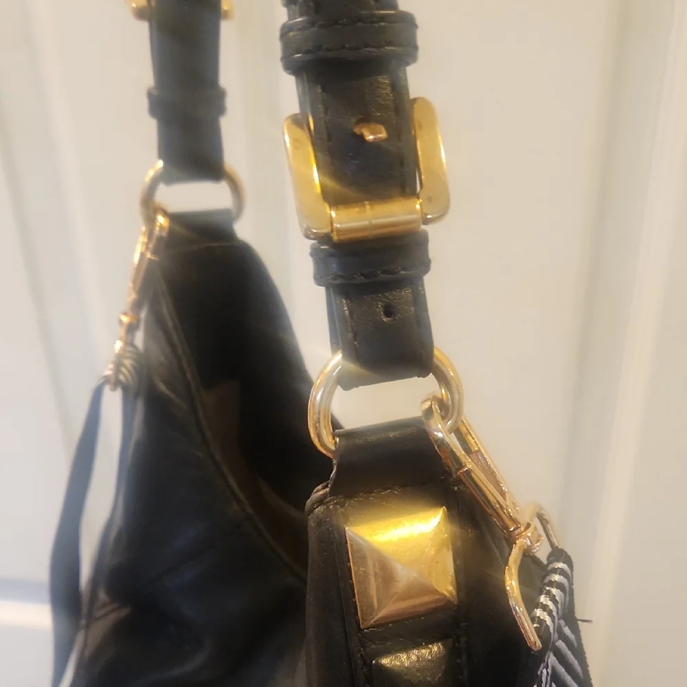 Michael Kors Black Leather Shoulder Bag w Studded Sides, Gold Accents, Guitar S - Picture 6 of 10